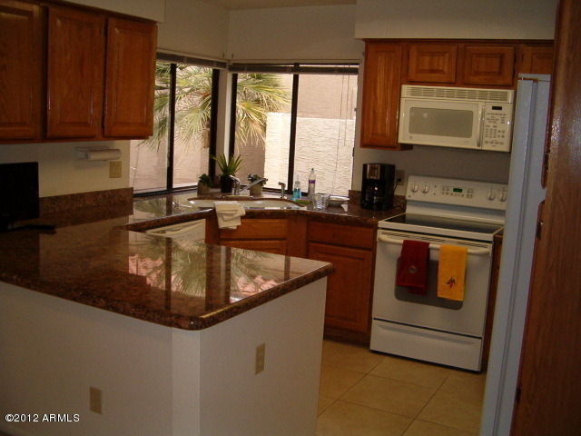 10074 E San Salvador Drive - Photo 3