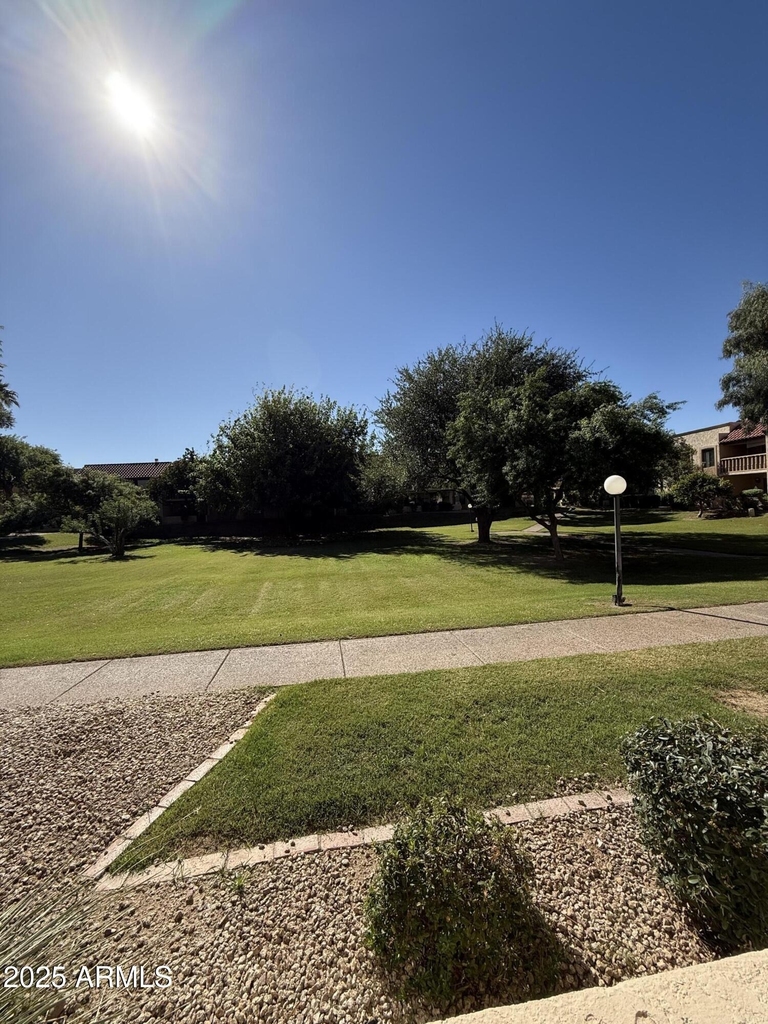 8649 E Royal Palm Road - Photo 17