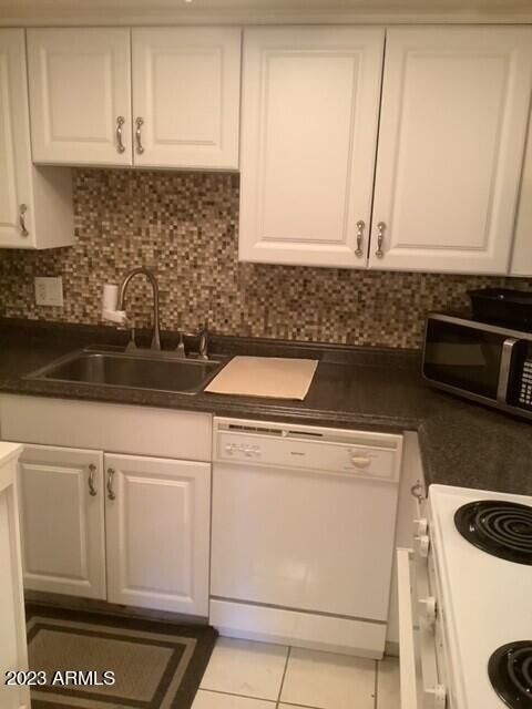 8649 E Royal Palm Road - Photo 6