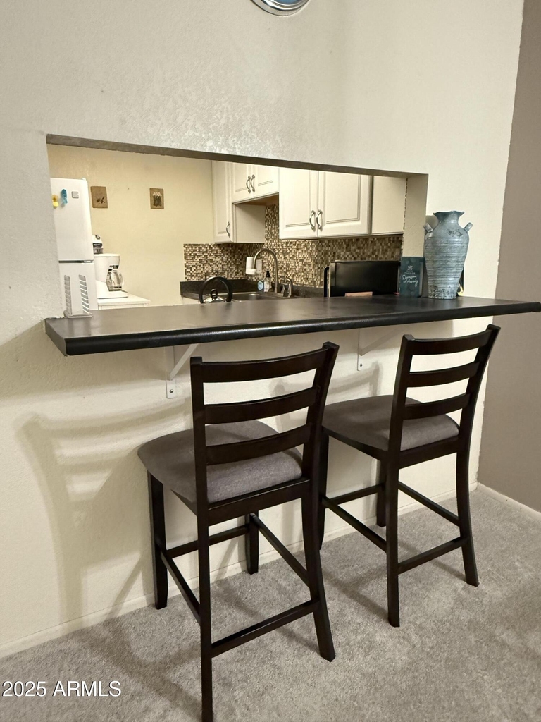 8649 E Royal Palm Road - Photo 11