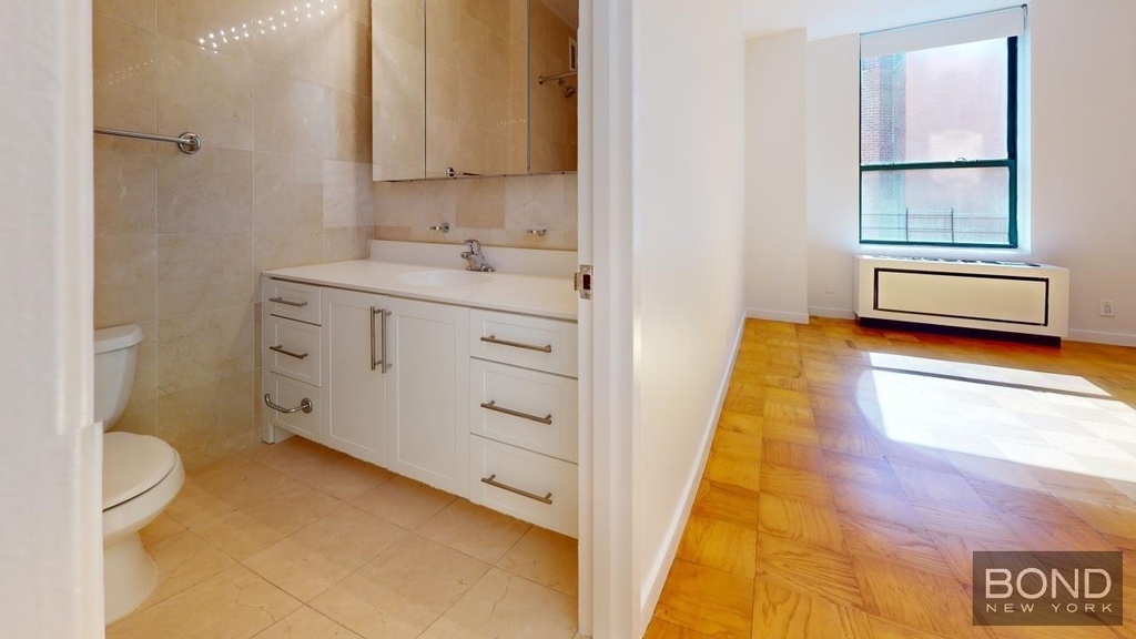 West 87th Street - Photo 19
