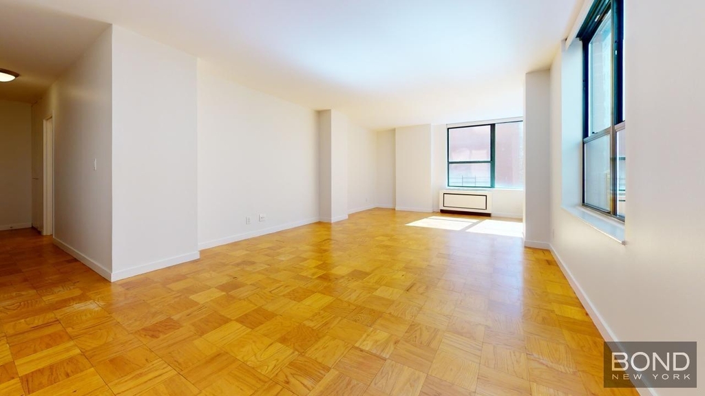 West 87th Street - Photo 5
