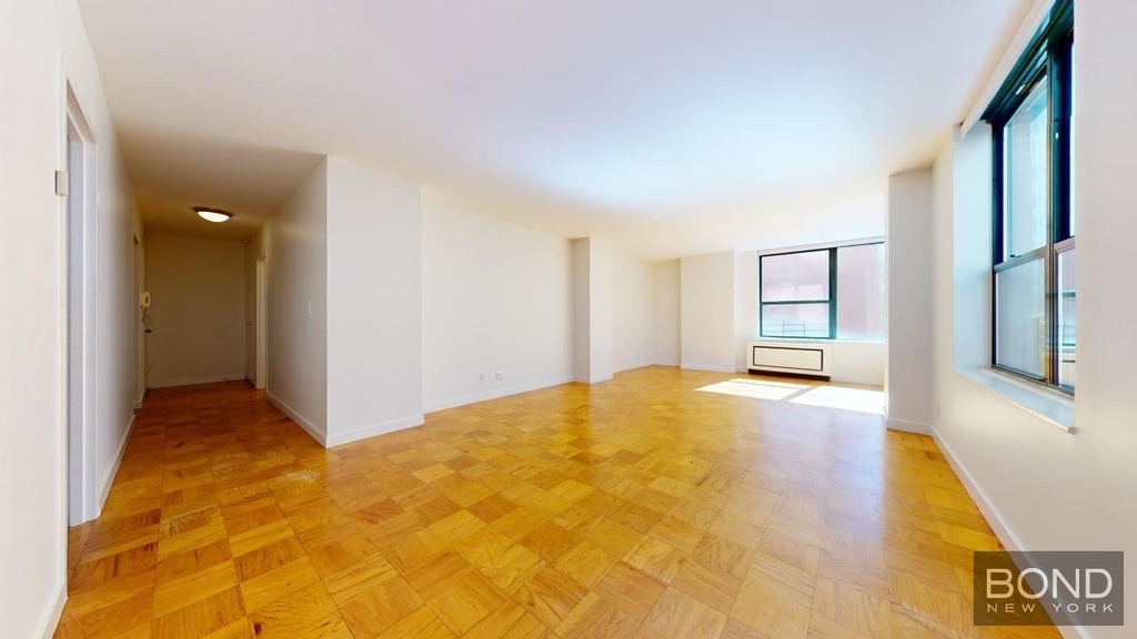 West 87th Street - Photo 0
