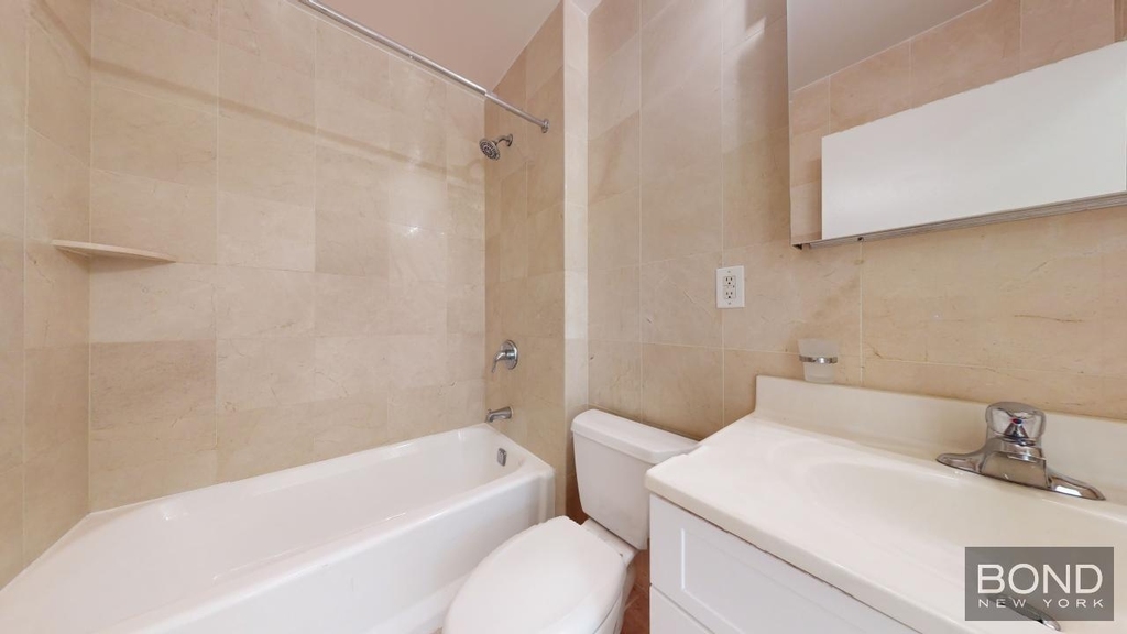 West 87th Street - Photo 18