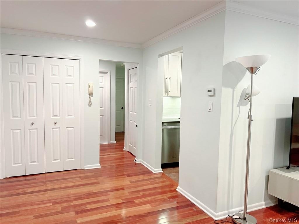 500 Central Park Avenue - Photo 2