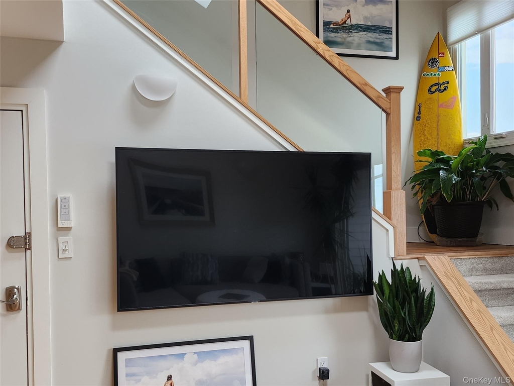 67 Pacific Boulevard - Photo 9