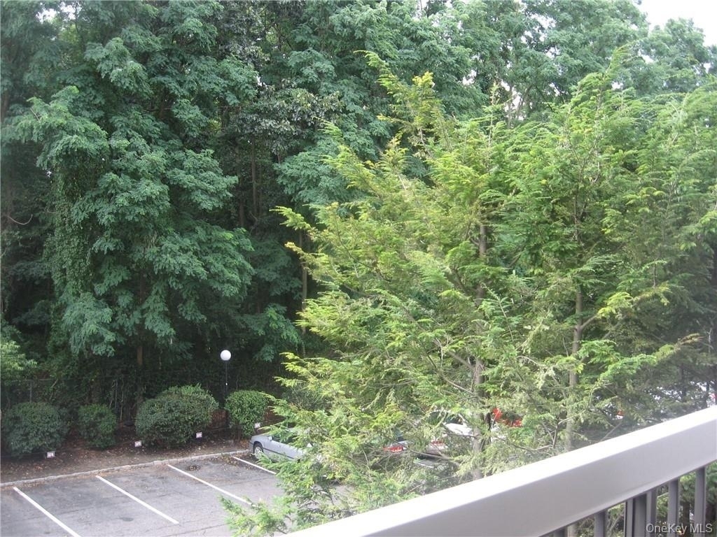 300 High Point Drive - Photo 14