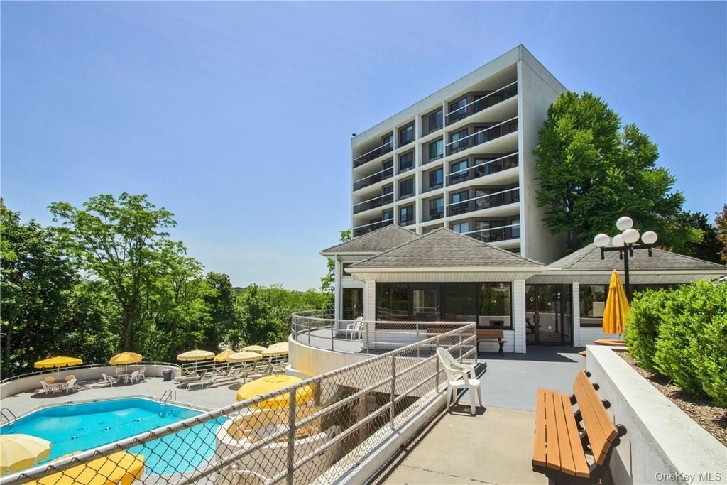 300 High Point Drive - Photo 25