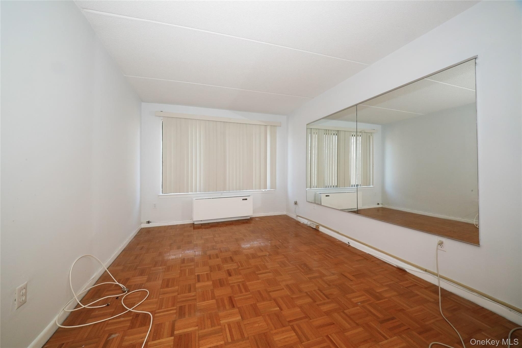 300 High Point Drive - Photo 11