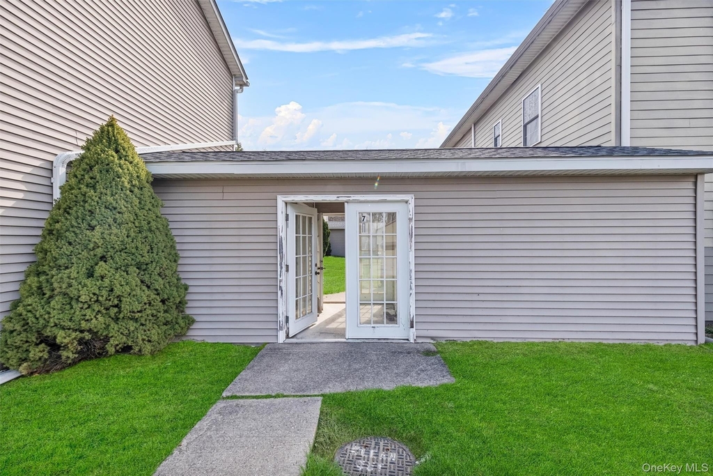 1-18 Willow Way - Photo 2