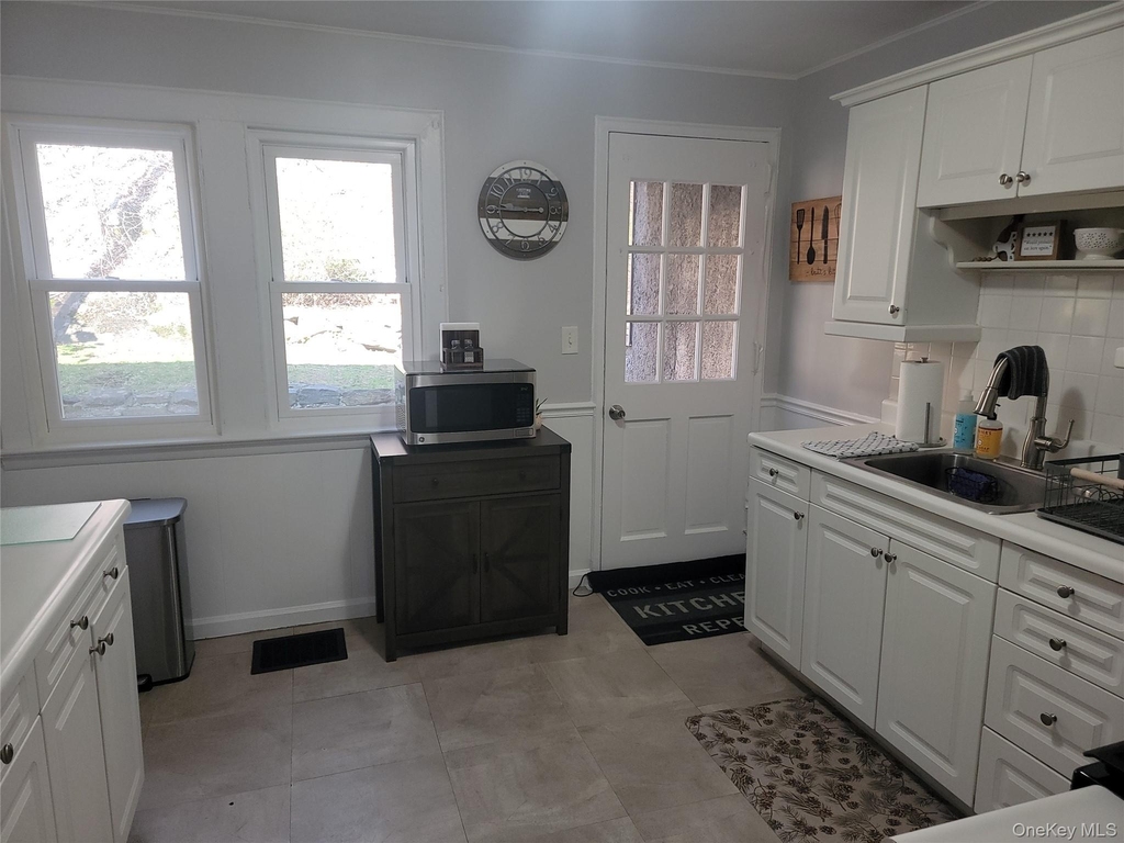 7 Stone Ridge Road - Photo 11