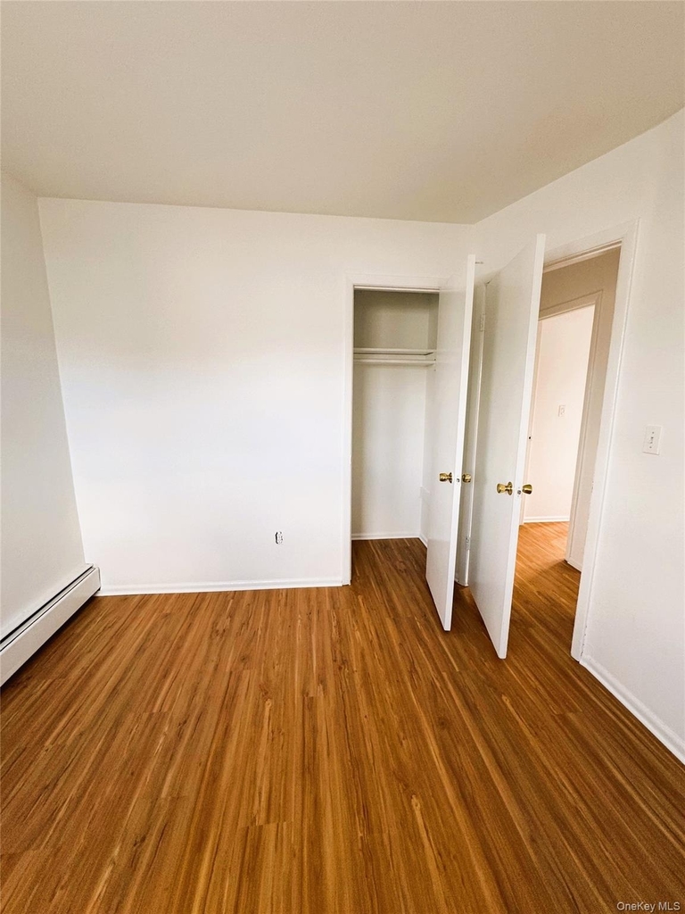 131 Roslyn Road - Photo 13