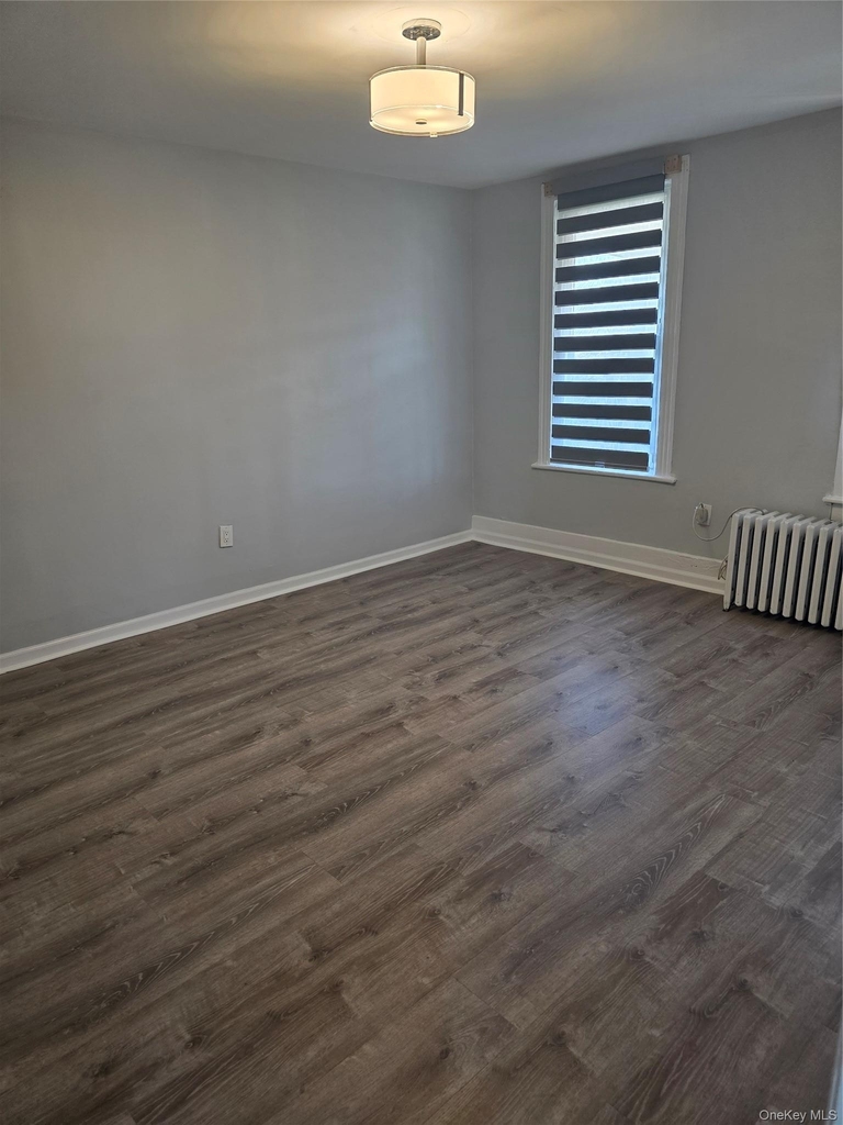 291 Uniondale Avenue - Photo 7