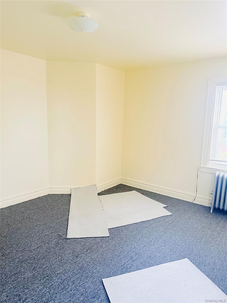 111-41 202nd Street - Photo 4