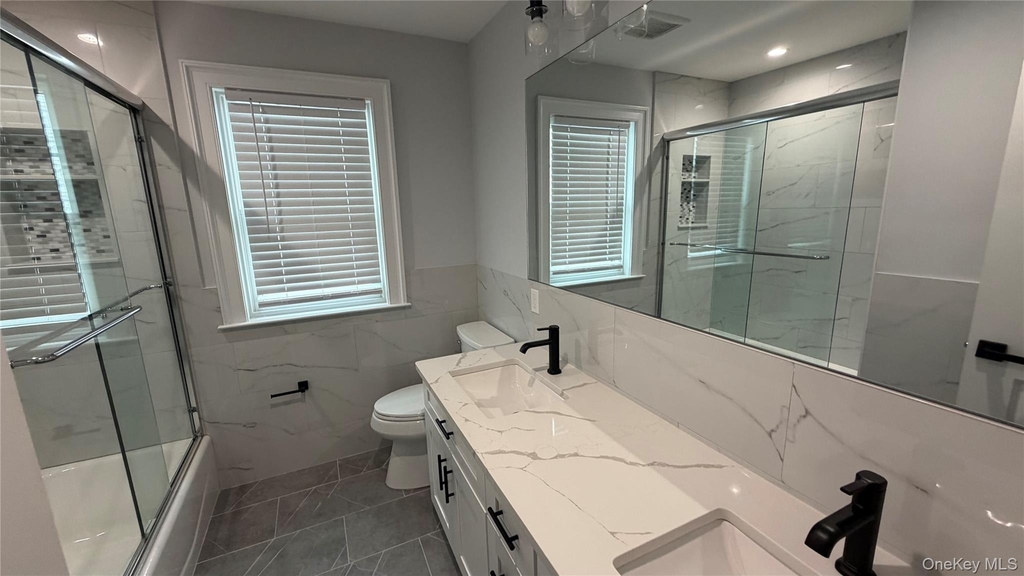 172 Lakeview Avenue - Photo 11