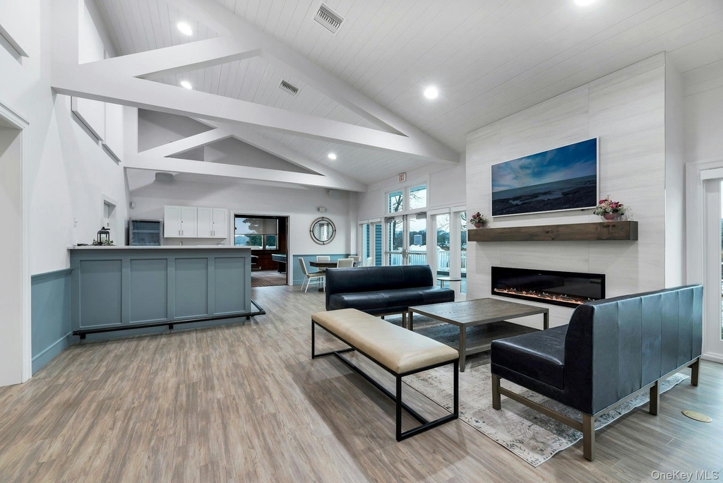 367 Seabreeze Court - Photo 25