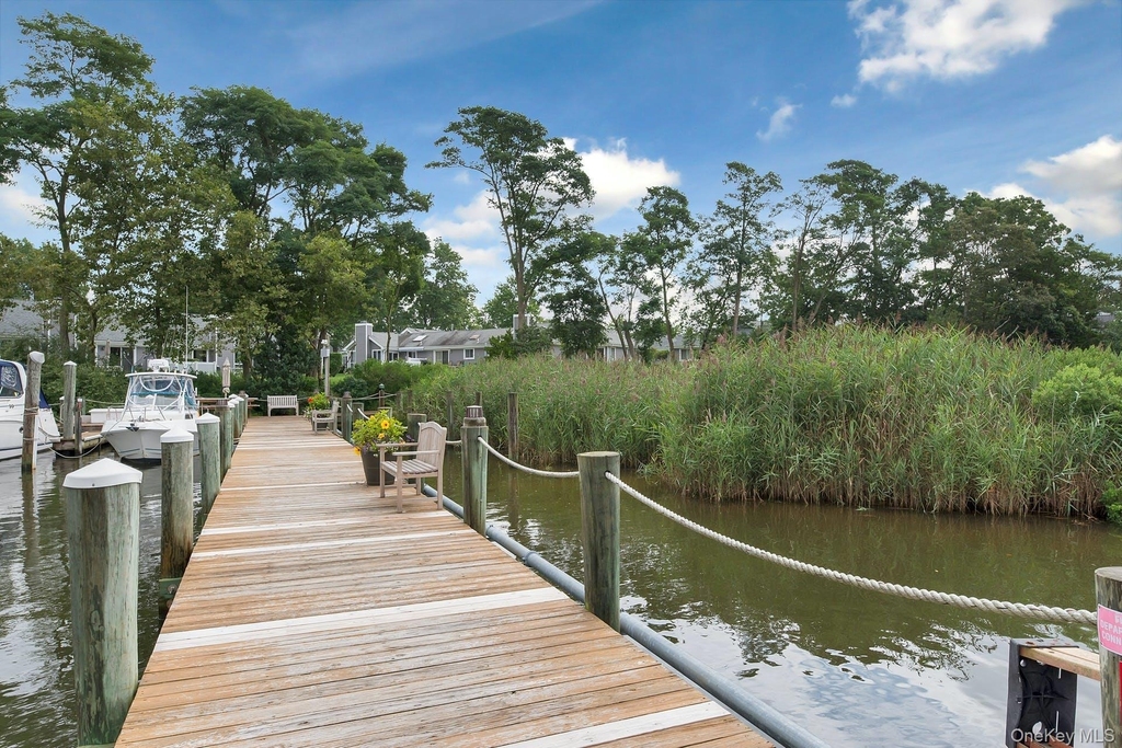367 Seabreeze Court - Photo 32