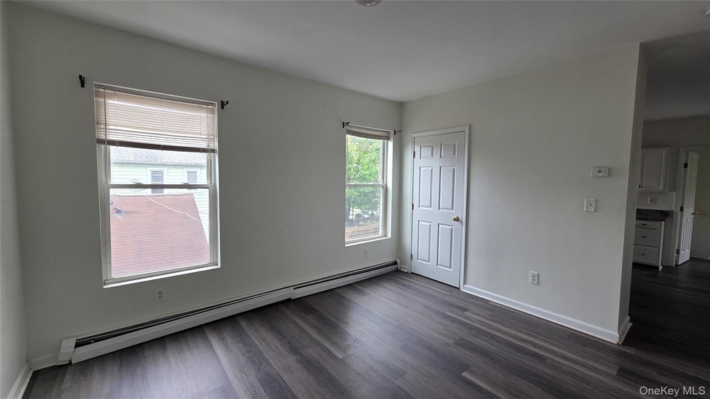 52 Parker Avenue - Photo 2