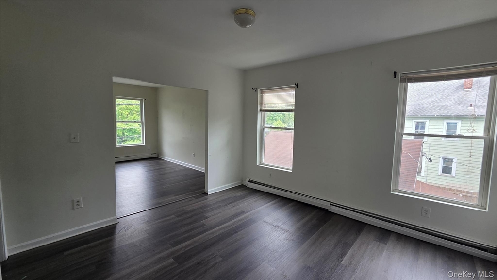 52 Parker Avenue - Photo 6