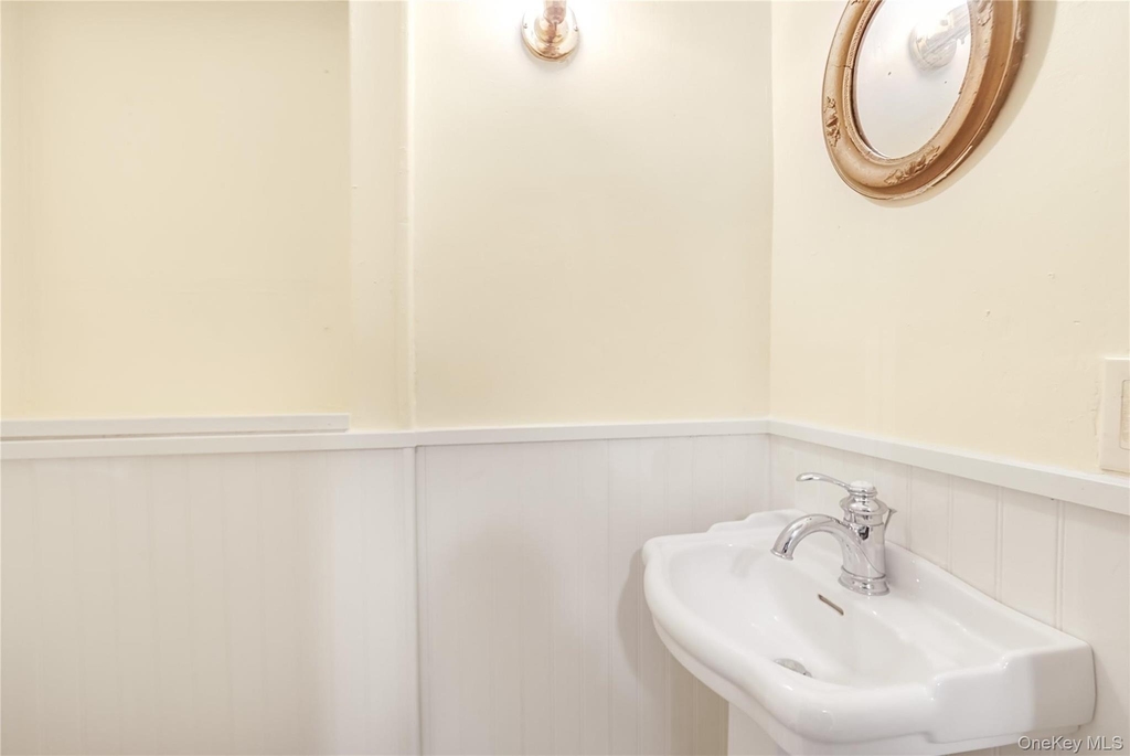 25 Whittier Road - Photo 11