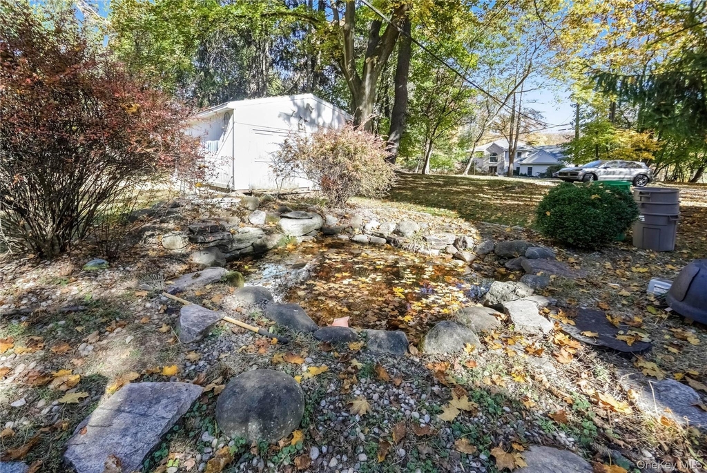 25 Whittier Road - Photo 31