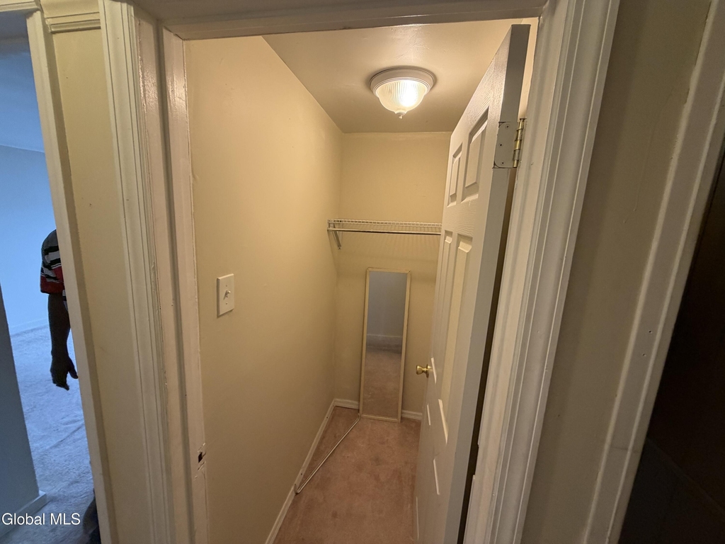 255 W Main Street - Photo 3
