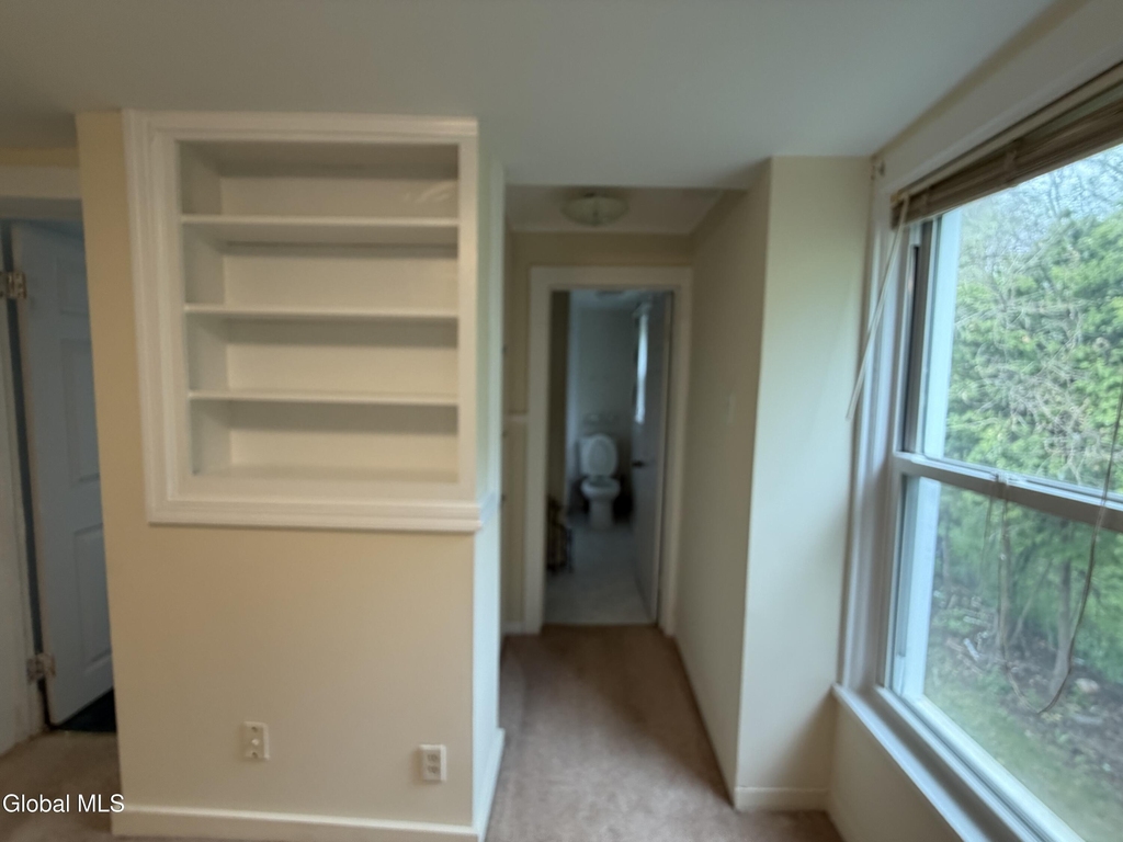 255 W Main Street - Photo 18