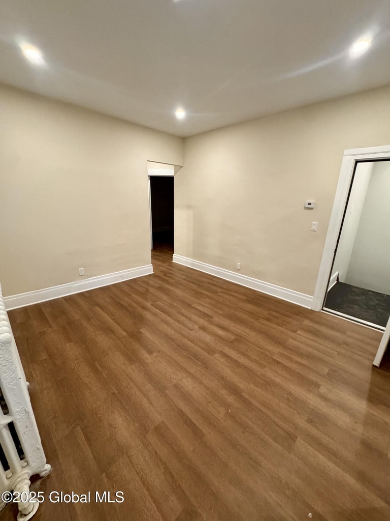 31 Bertha Street - Photo 7