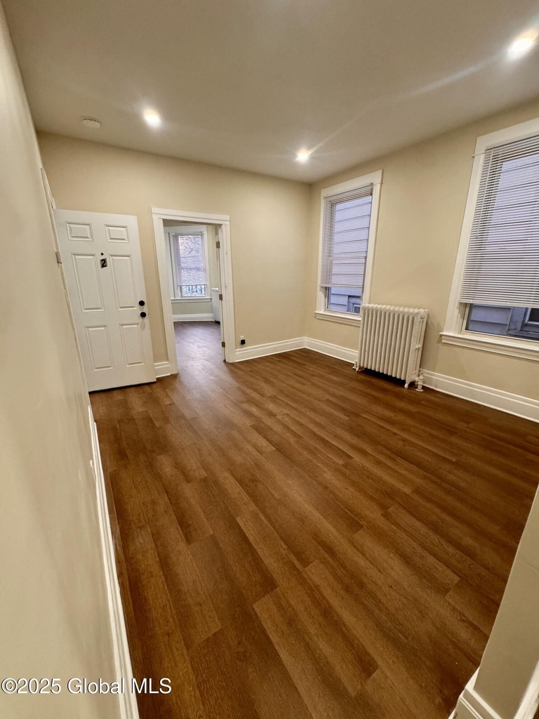 31 Bertha Street - Photo 6