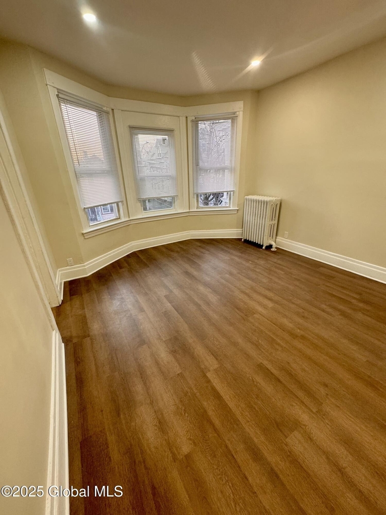 31 Bertha Street - Photo 5