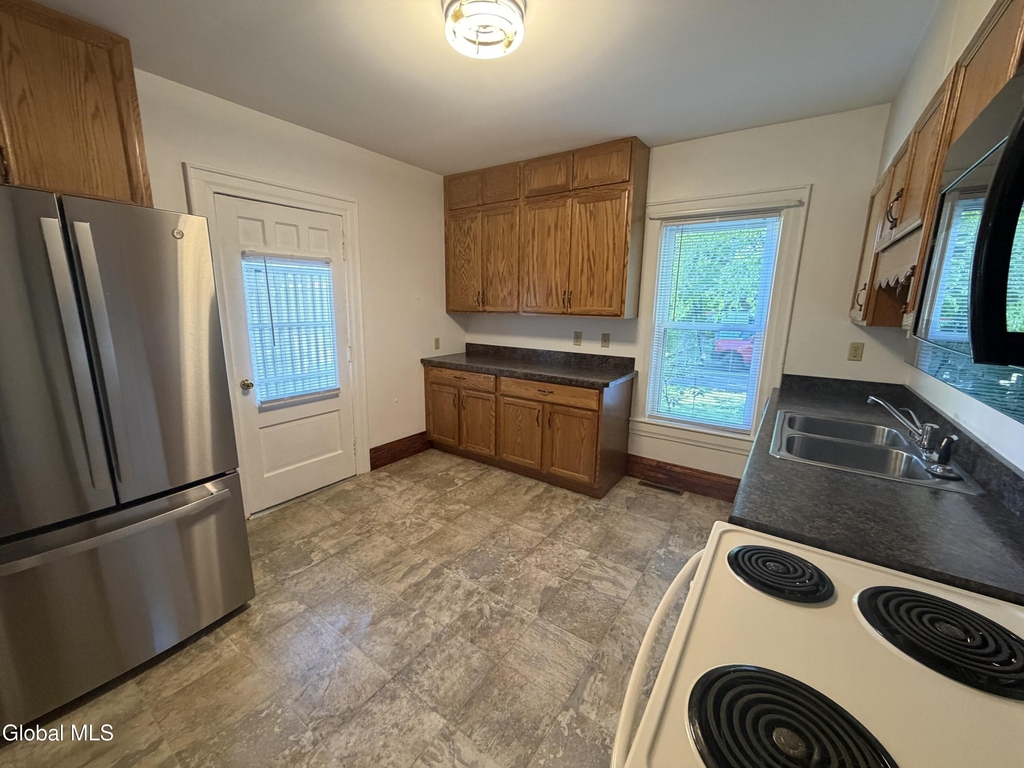 11 Hunter Street - Photo 6