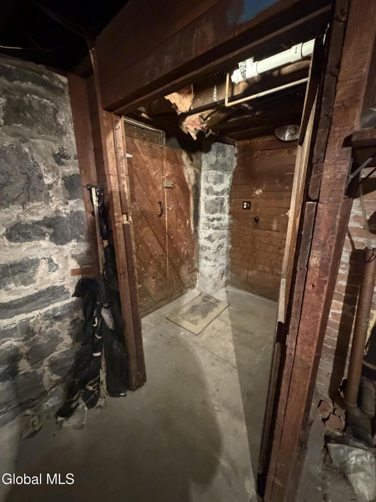 11 Hunter Street - Photo 48