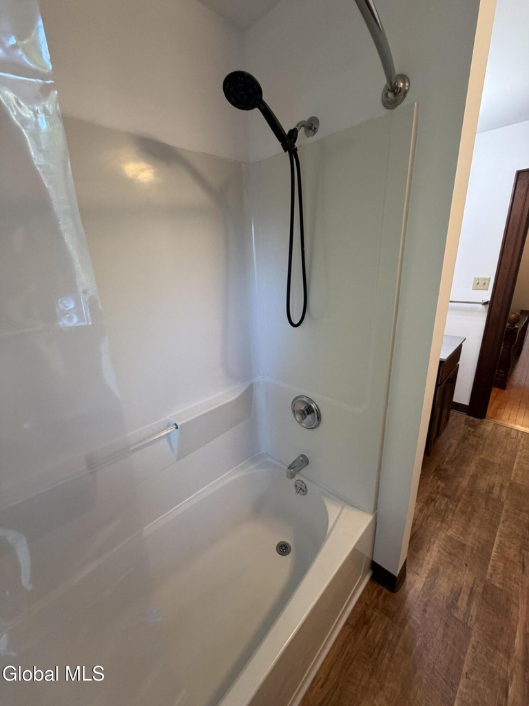 11 Hunter Street - Photo 18