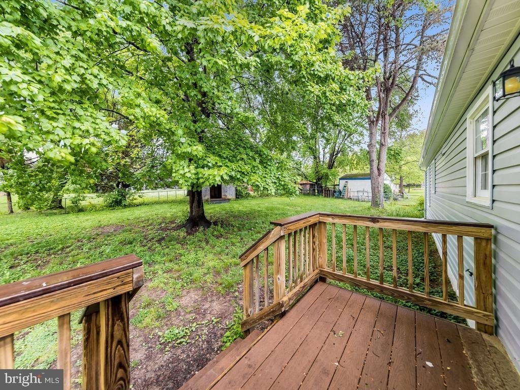 11802 Oakdale Court - Photo 16