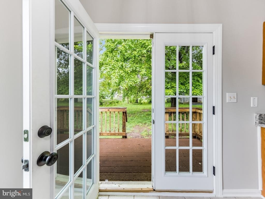 11802 Oakdale Court - Photo 15