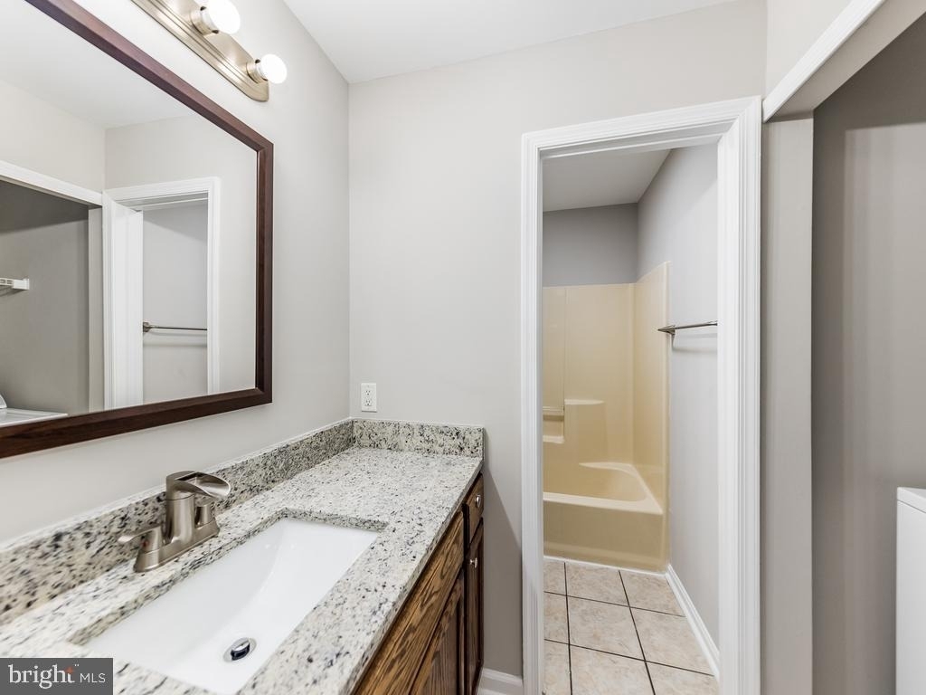 11802 Oakdale Court - Photo 13