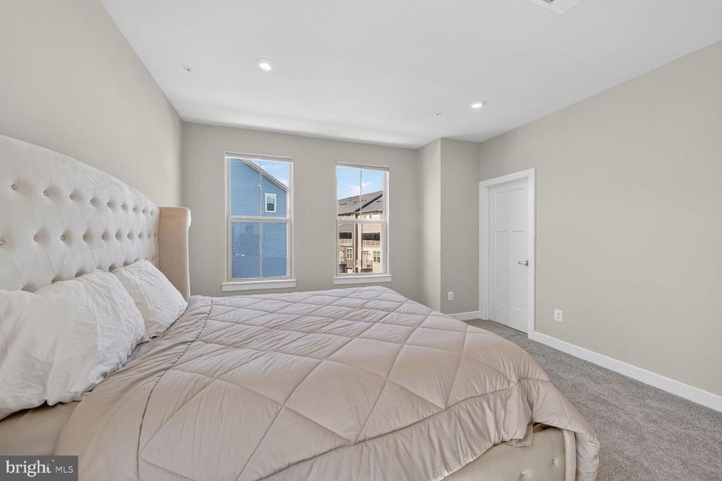 42548 Invergordon Terrace - Photo 15