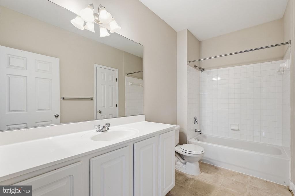 22607 Blue Elder Terrace - Photo 11