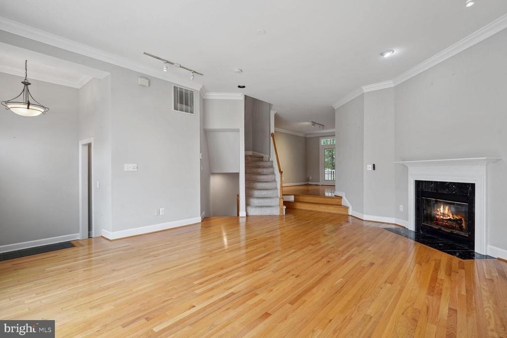 8544 Westown Way - Photo 3
