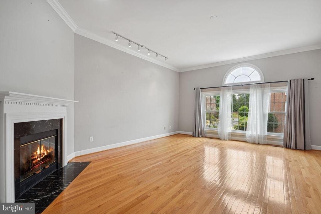 8544 Westown Way - Photo 4