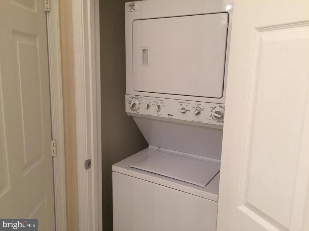 11402 Gate Hill Place - Photo 10