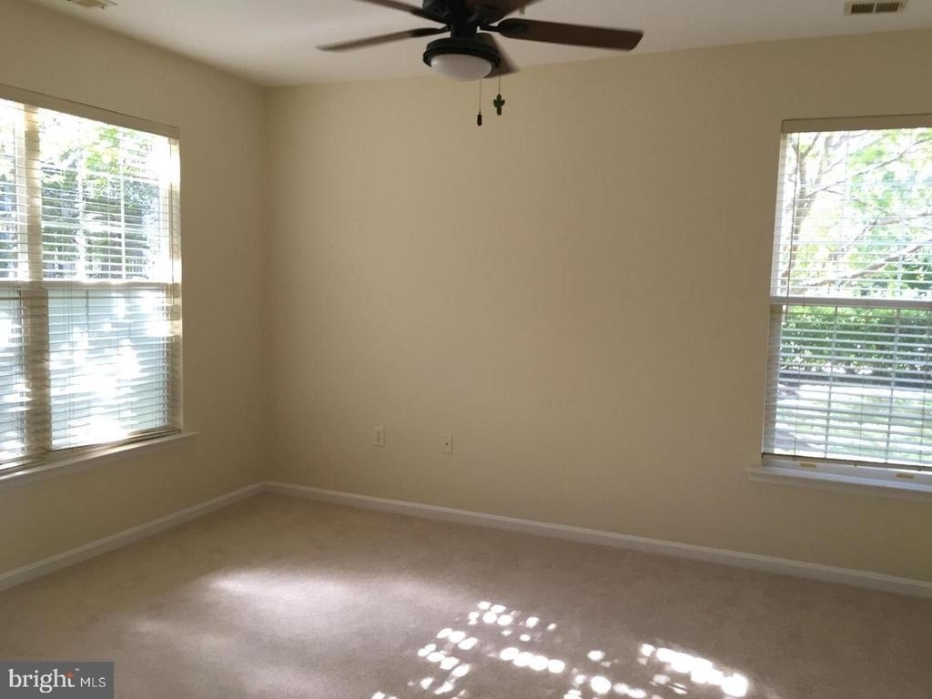 11402 Gate Hill Place - Photo 5