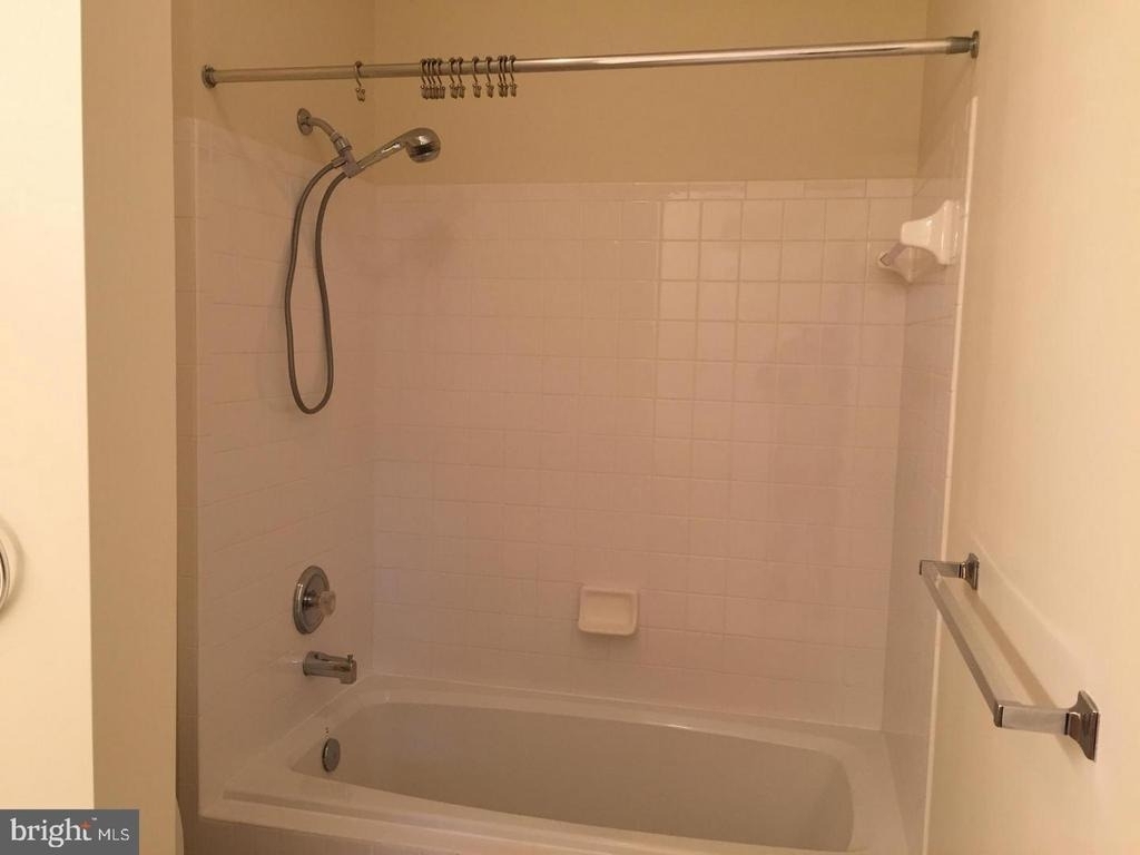 11402 Gate Hill Place - Photo 8