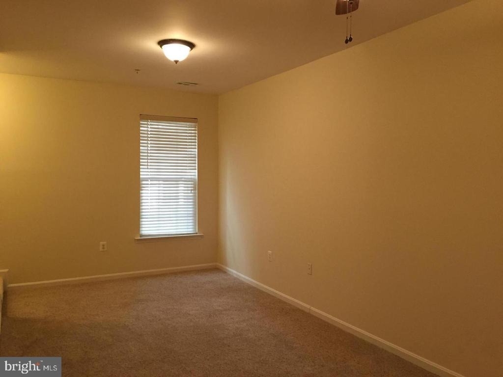 11402 Gate Hill Place - Photo 12