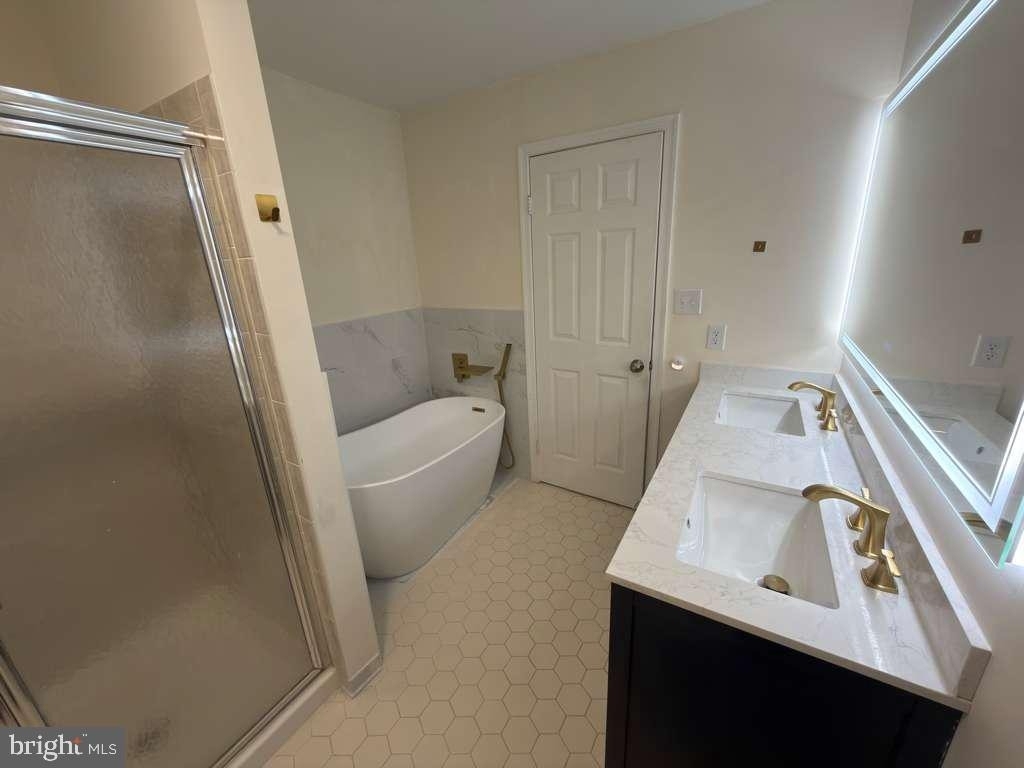 8201 Bell Lane - Photo 9