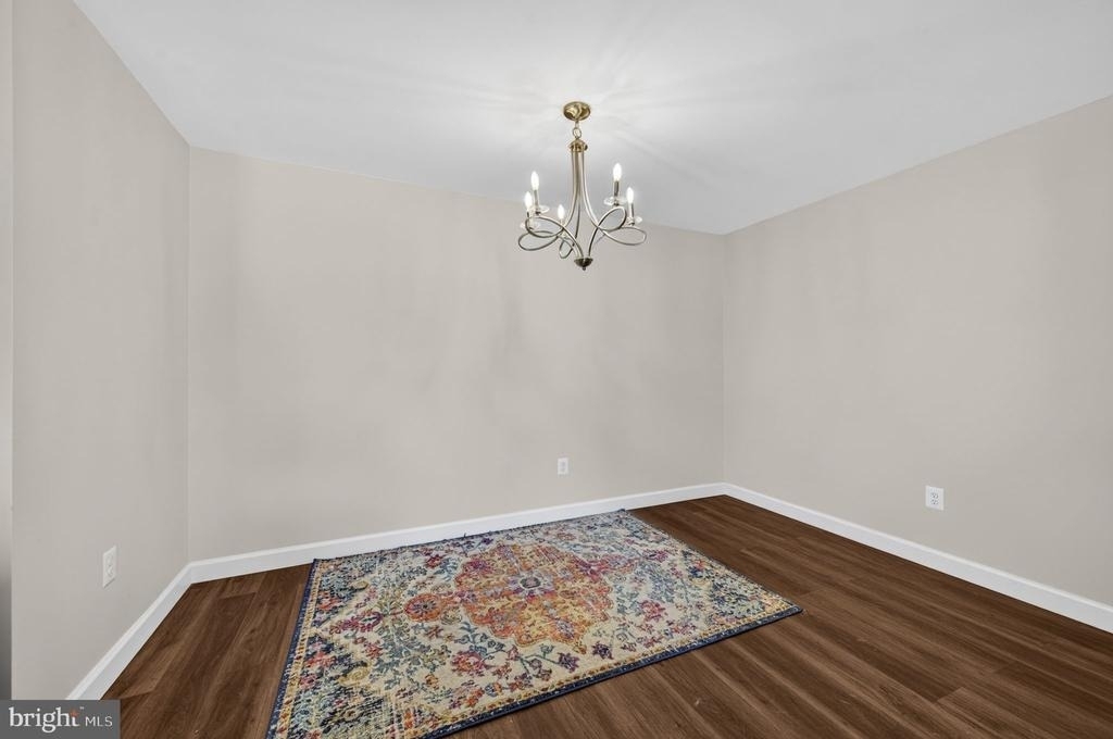 517 Florida Avenue - Photo 9
