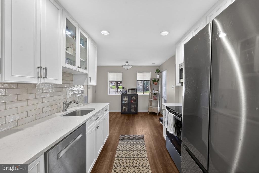 517 Florida Avenue - Photo 13