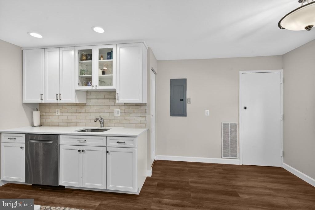 517 Florida Avenue - Photo 17