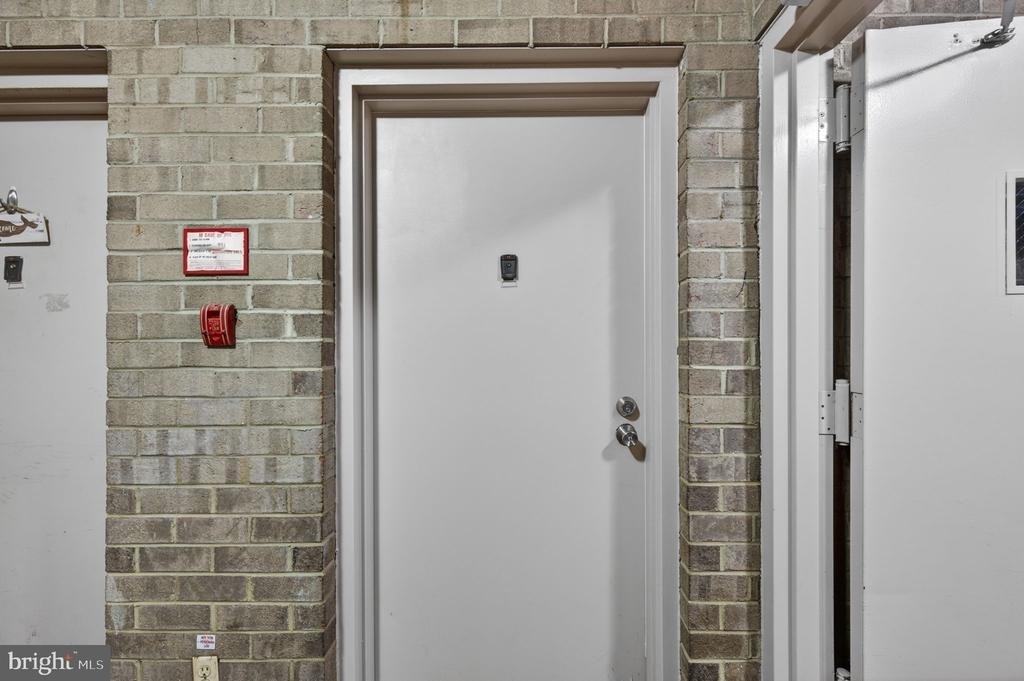 517 Florida Avenue - Photo 4