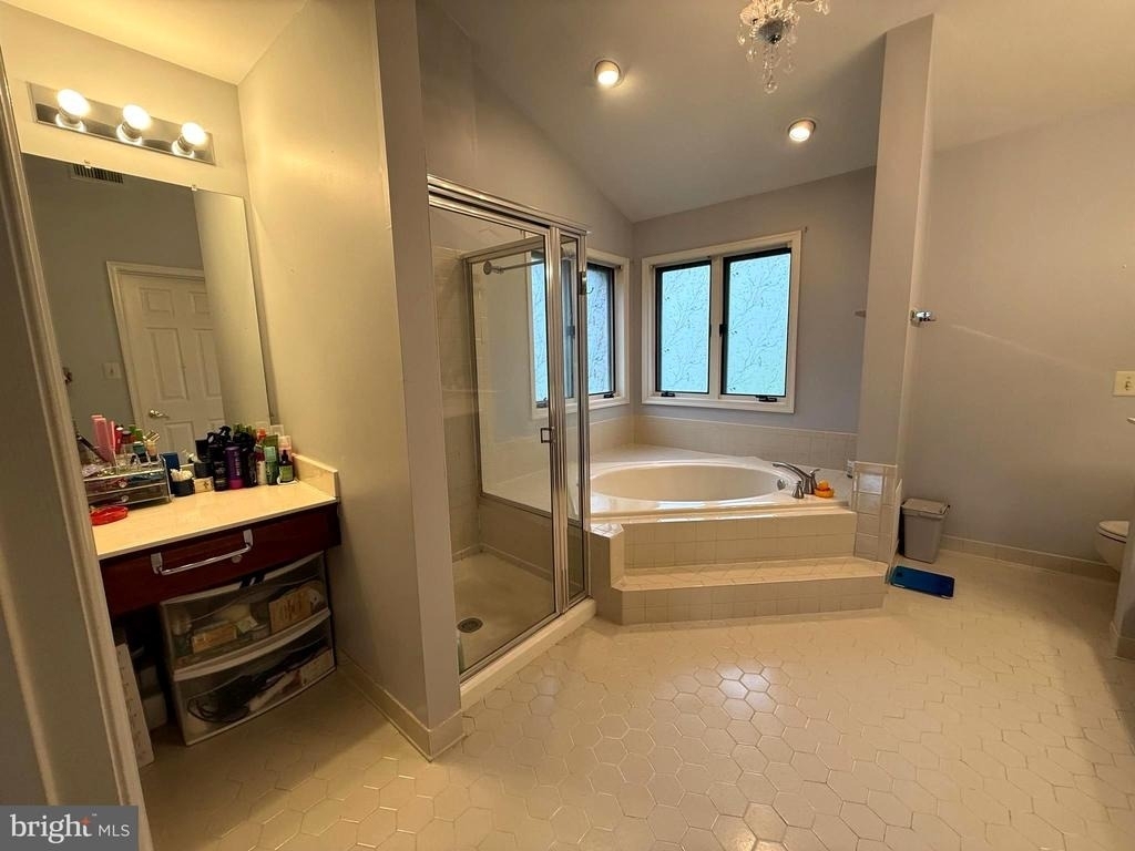 10004 Manor Place - Photo 18